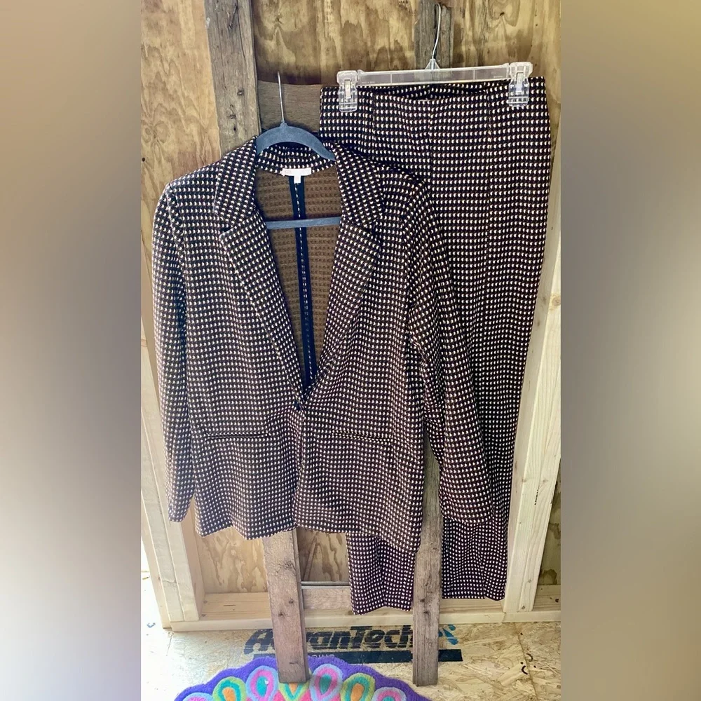 💥GB (Gianni Bini) Blazer & Pant Suit Set💥 NWOT - Picture 1 of 14